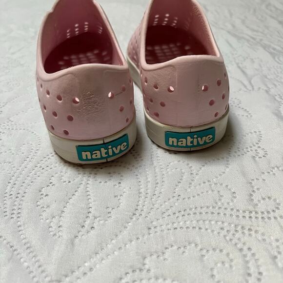 Native Jefferson Slip On Sneakers Size 1 - Picture 7 of 8